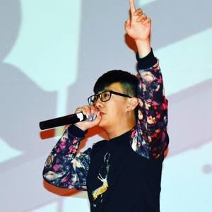 Meet your Posher, Ruifeng